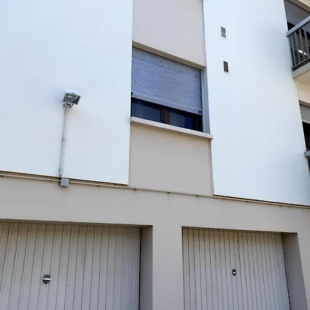 T2 A Avec Terrasse, Tram 17, Geneve Apartment Ambilly