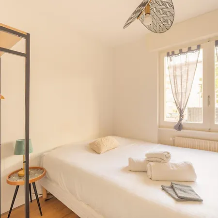 T2 A Avec Terrasse, Tram 17, Geneve Apartment Ambilly