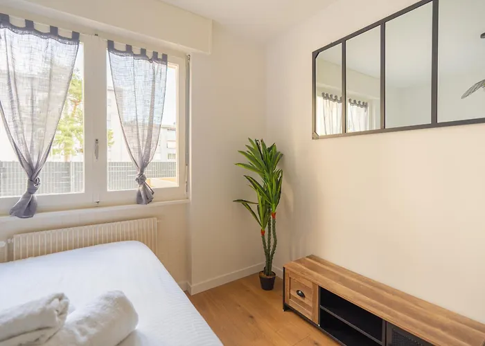 דירה T2 A Avec Terrasse, Tram 17, Geneve Ambilly